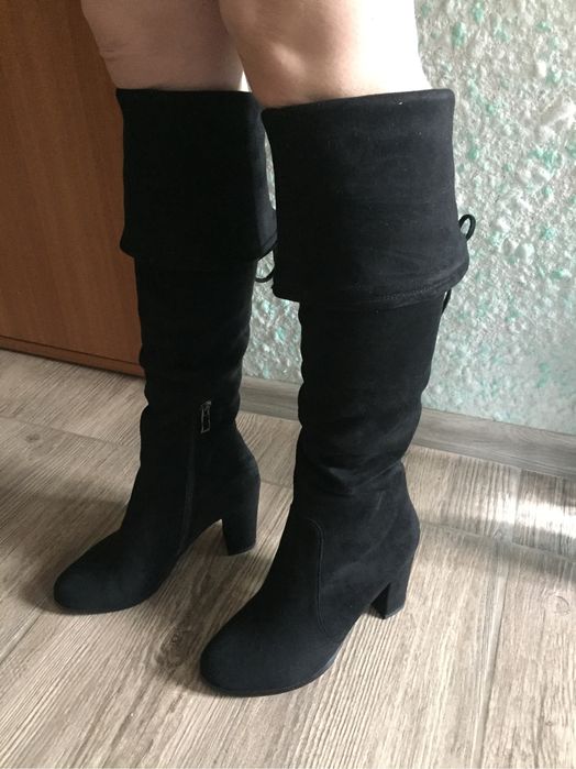 Продам демисезонные сапоги