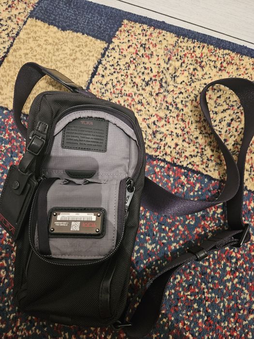 Продаю Сумку TUMI ALPHA Compact Sling Bag (Black)