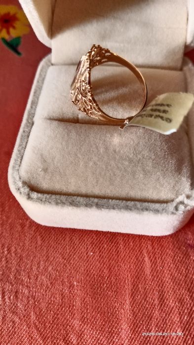 Кольцо золотое 585 проба. 3гр.