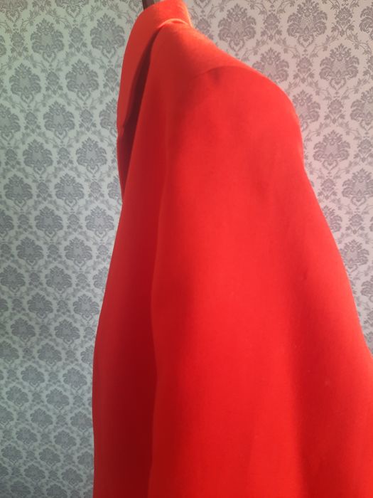 Женский красивый пиджак