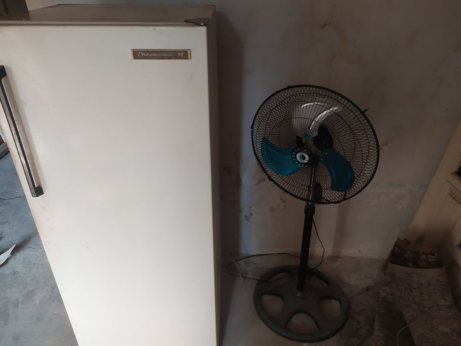 Холодильник сотилади снежинка М. Музлатгич сотилади