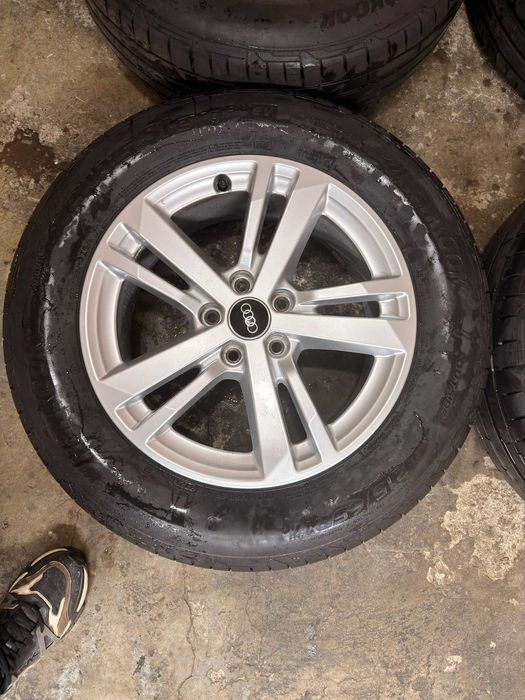Jante 17 5x112 ET40 7J + 215/65 R17 Hankook vara Audi Q3