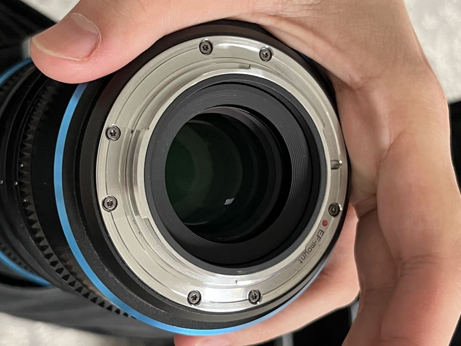 Sirui 28-85mm cine lens