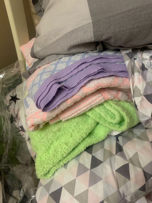 Корпе, постель, подушки полотенца