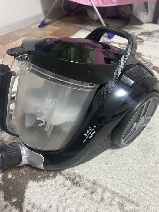Продам Пылесос б/у Тефаль