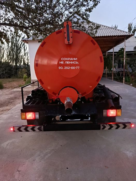 Ассенизатор ( гавновоз) сотилади.