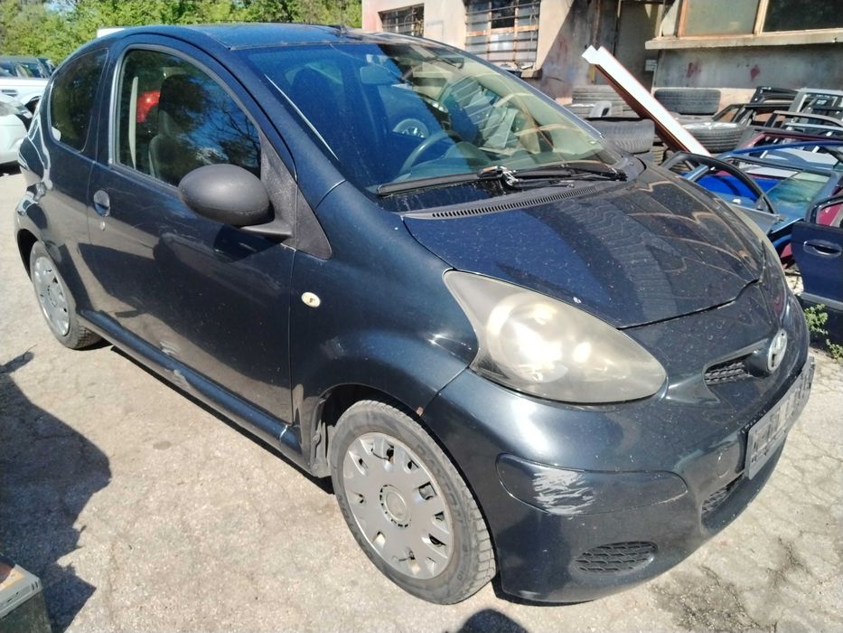 Toyota Aygo 1.0 бензин 2009г. на части