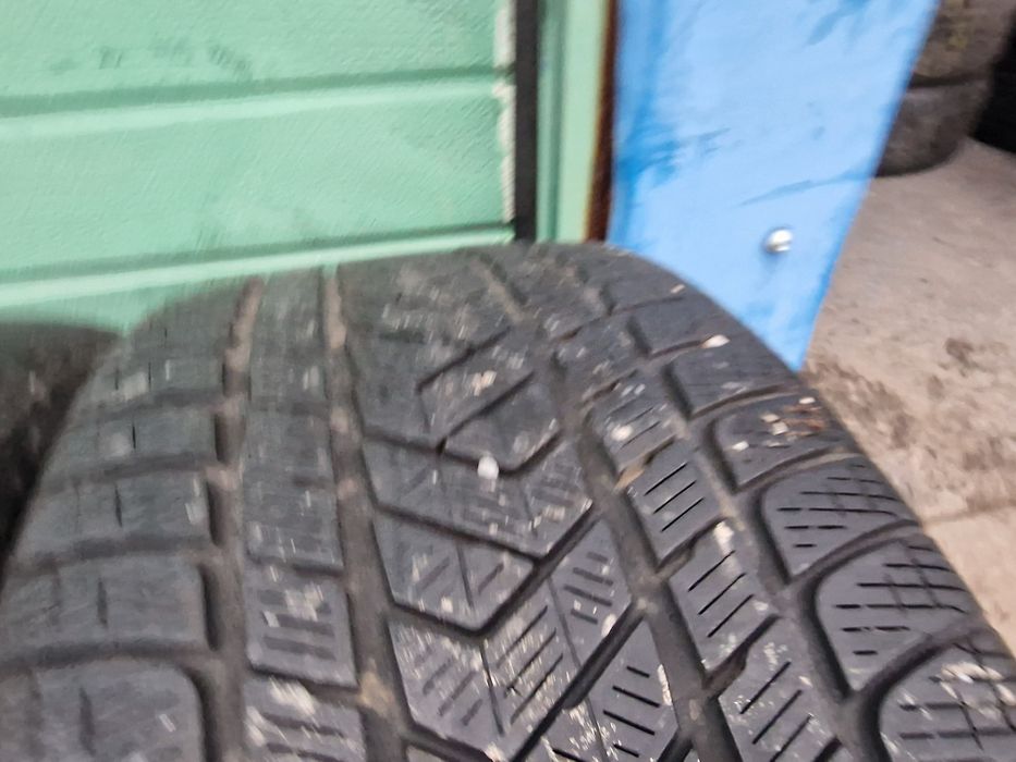Anvelope 275/50R19 marca Pirelli, M+S, DOT 2019, 5.5 mm