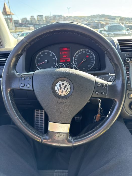 Volkswagen golf 5 benzina