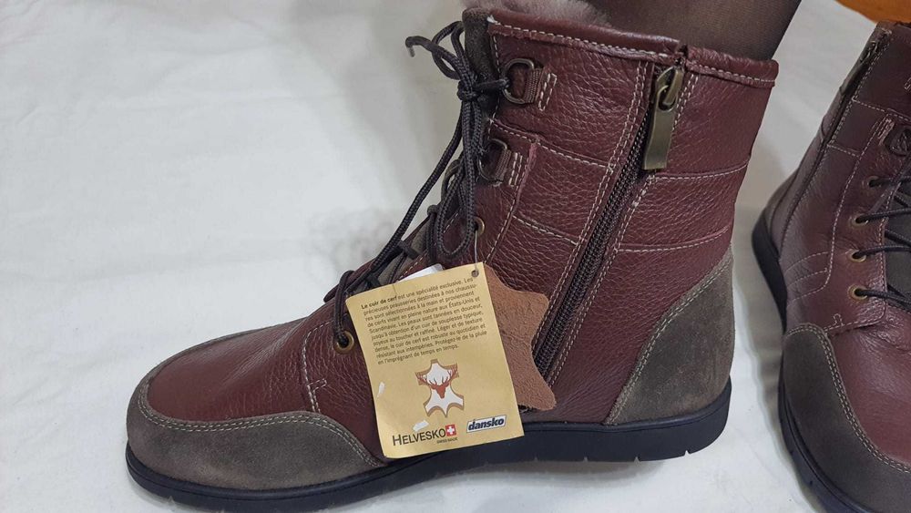 Ghete trendy, piele naturala, de la HELVESKO marimea 41