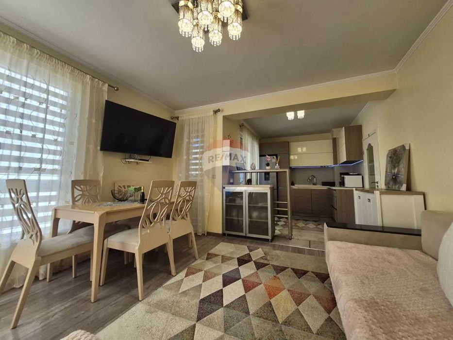 Дава се под наем Тристаен апартамент в Варна, Възраждане 1 - 82 кв.м за 498.27 € - Снимка #2