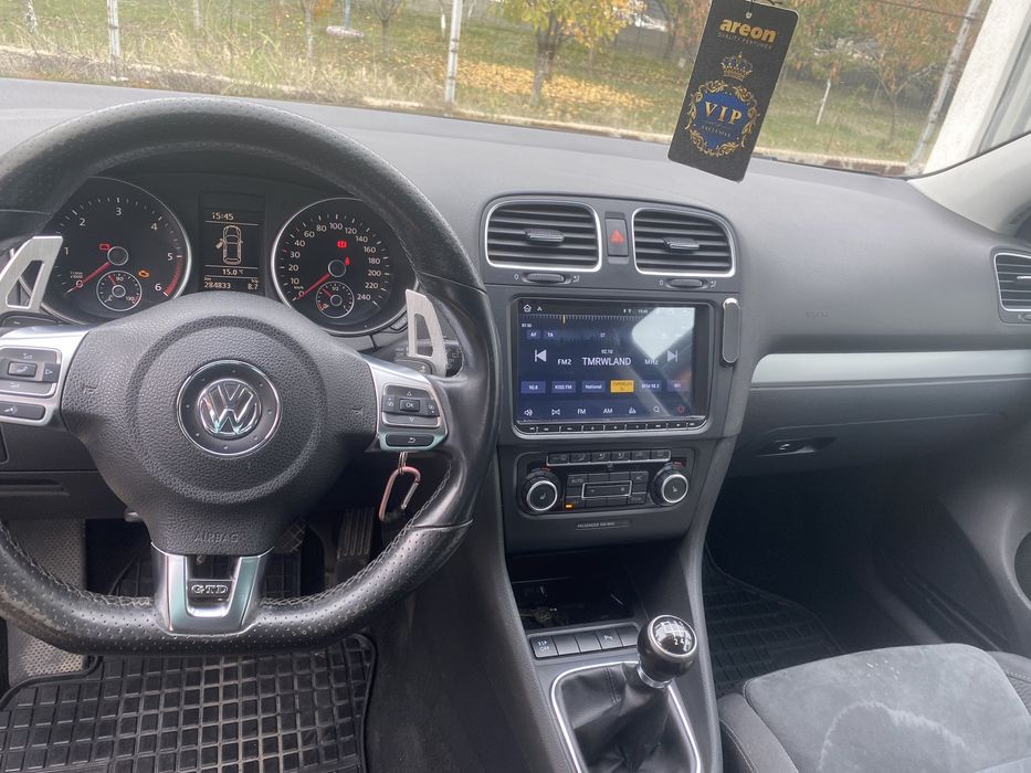 Vând Volkswagen Golf 6, motor 2.0 TDI 140 CP