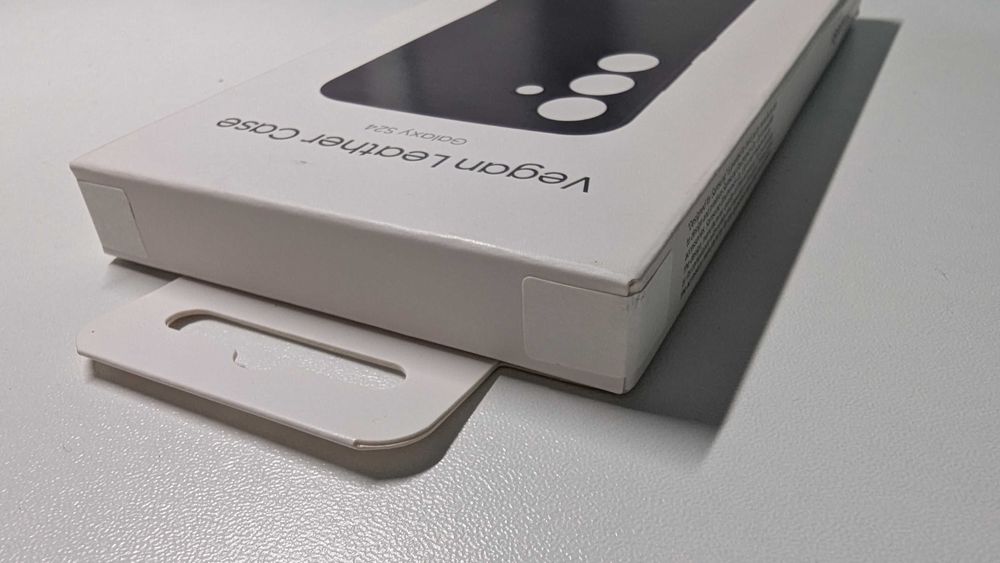 Чехол Samsung Vegan Leather Case S24 Dark Violet (темно-фиолетовый)