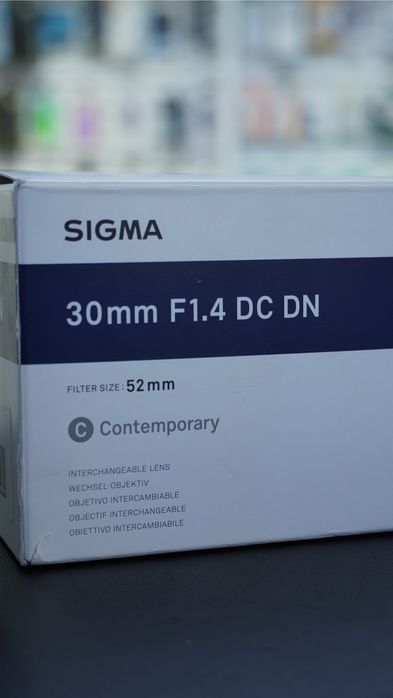 Объектив Sigma 1.4 30mm E-mount
