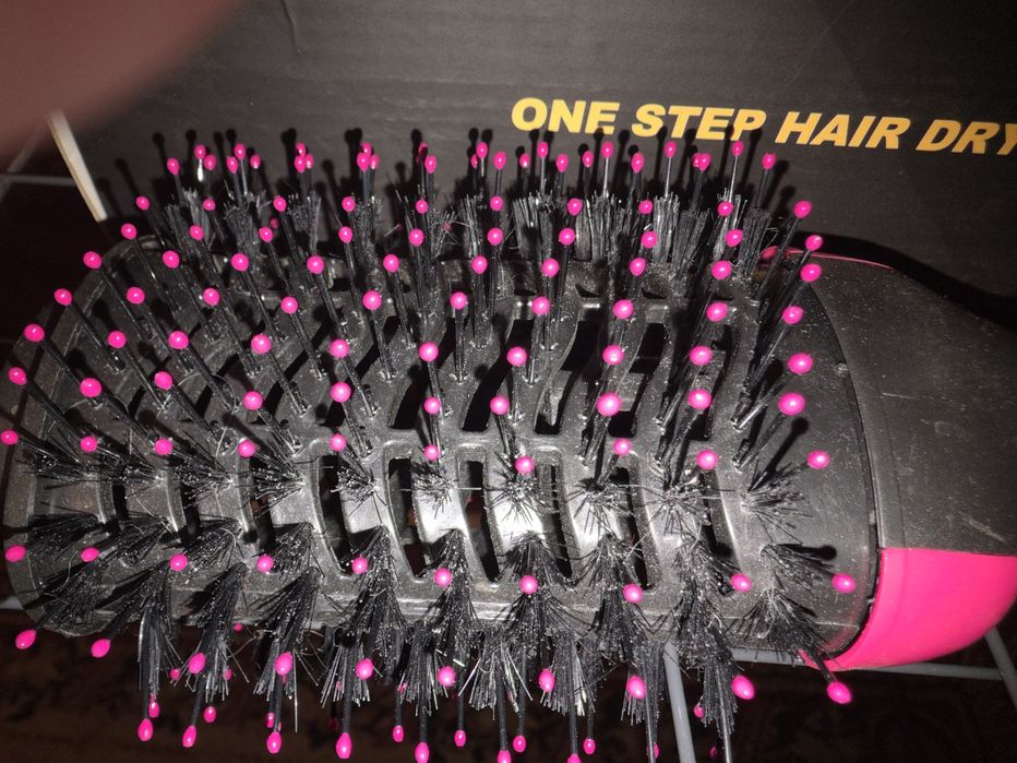 Фен расчёска брашинг