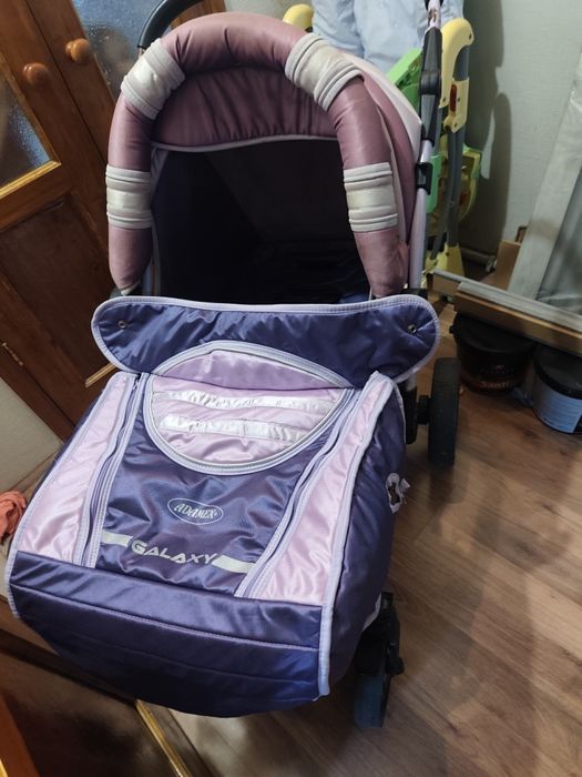 Коляска прогулочная