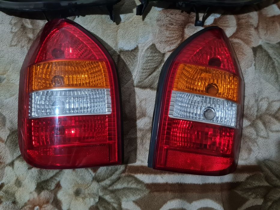 Фары на опель зафира