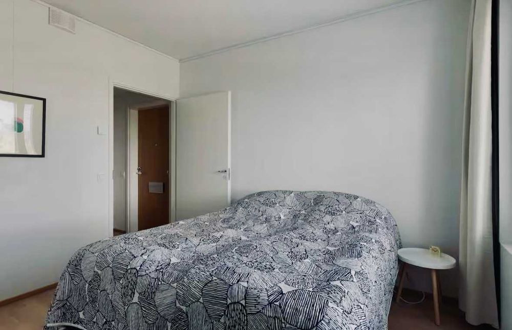 Дава се под наем Двустаен апартамент в Пловдив, Гагарин - 55 кв.м за 402.9 € - Снимка #2