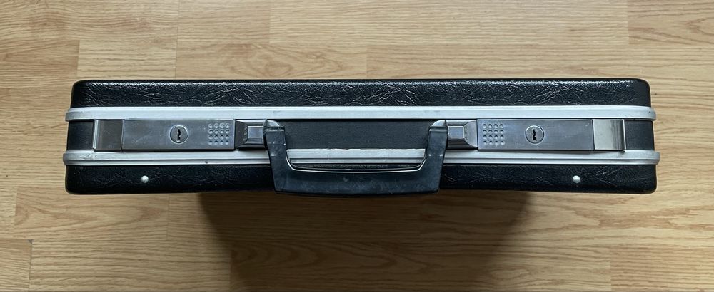 Geanta/servieta/diplomat din ebonita negru