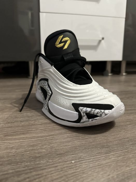 Jordan Luka Dončić 3