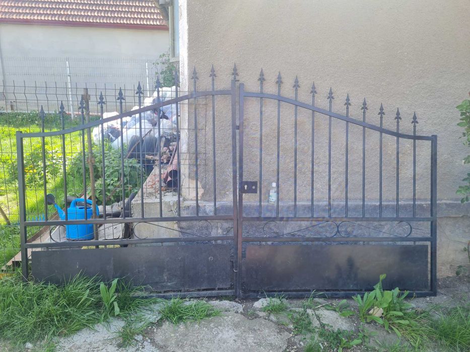 Poarta dubla gradina