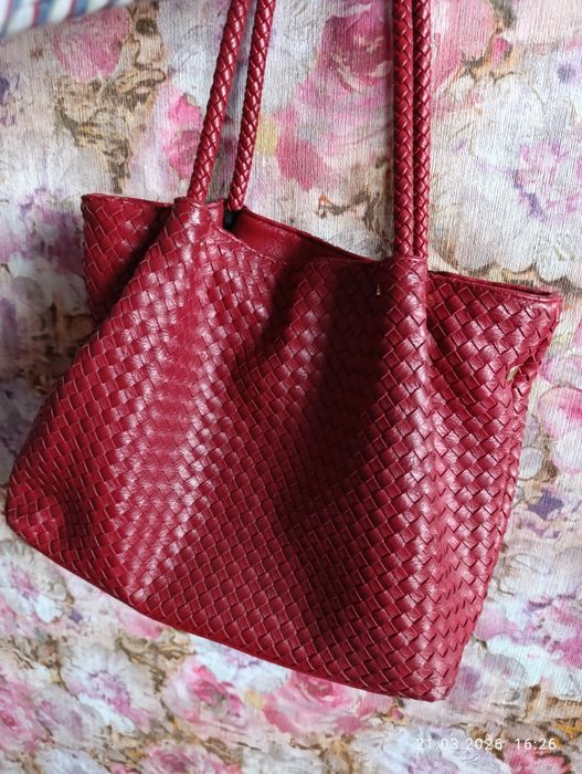 Сумки различные разных размеров  КОЖА