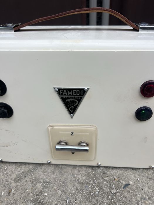 Продавам лампа операционна