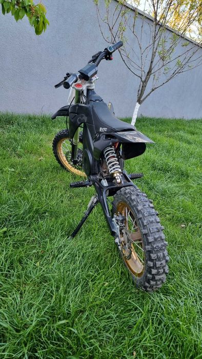 Vand moto cross electric