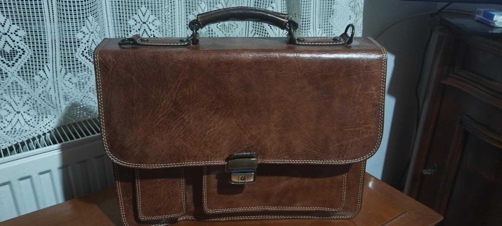 servieta ofice piele