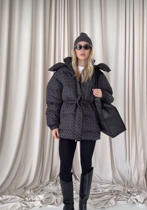 Продам новую куртку размер 42-48