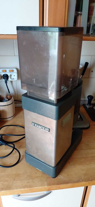 Rasnita cafea Rancilio MD50 - cutite 64mm, motor 450W, corp inox si aluminiu