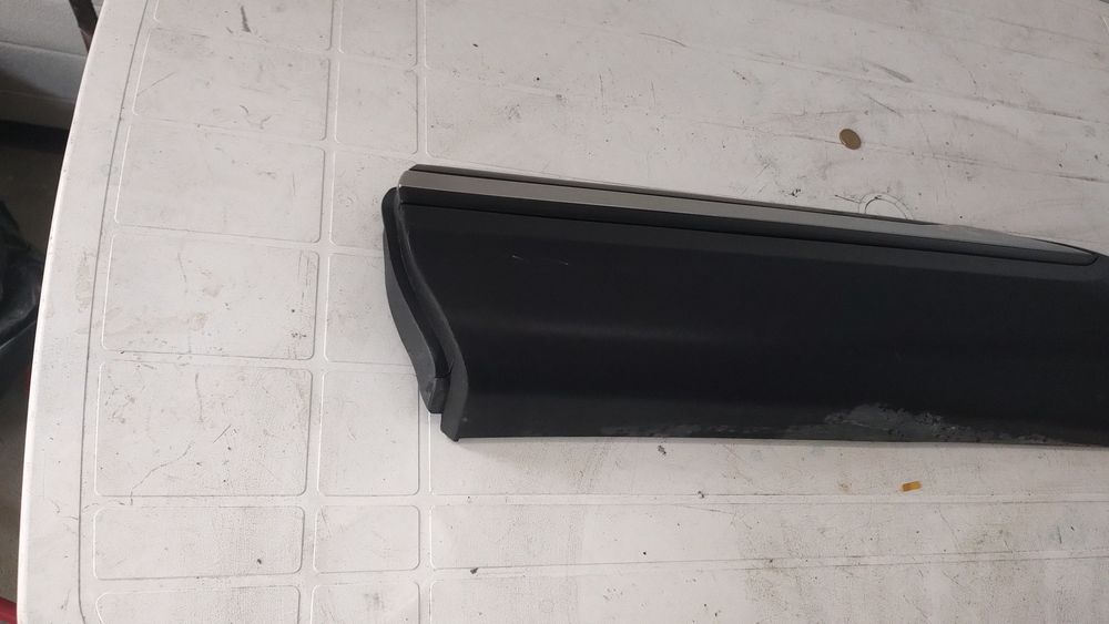 Bandou ușa stânga spate Renault arkana rs