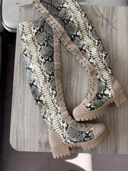 Високи ботуши/чизми бежови