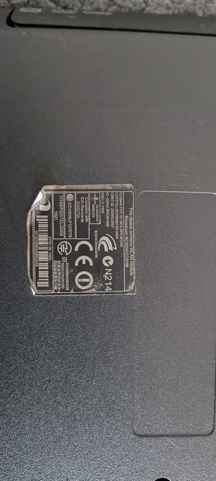 Продам ноутбук старенький