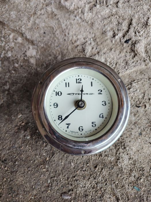 Сағат советский ескі