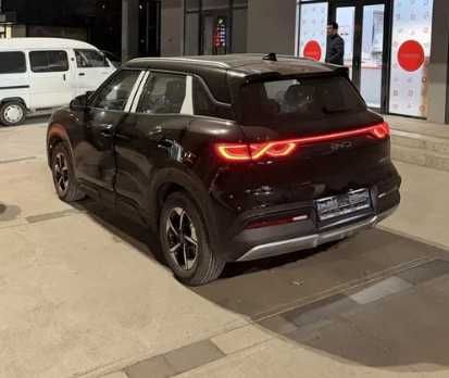 BYD Yuan Up 3 поз 401 км! 2025г Черный! 7 тыс км пробега! Чистая!