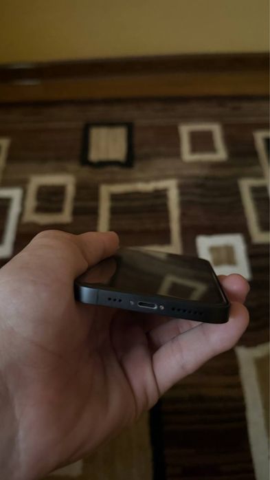 Iphone xs 17 pro black edition qilingan