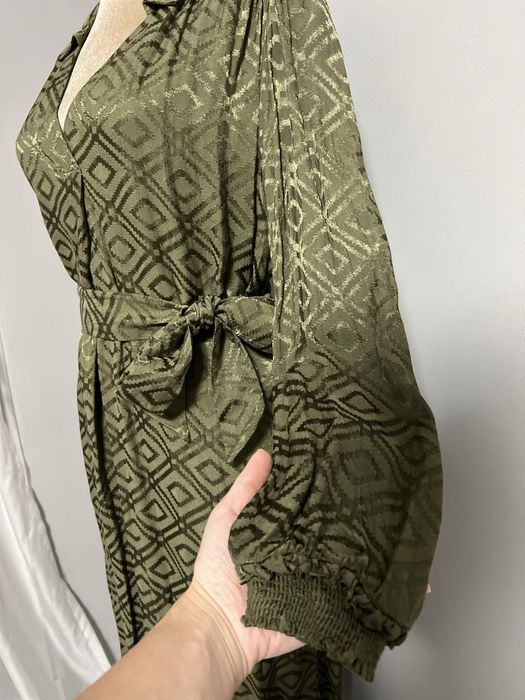 нова рокля MOS MOSH