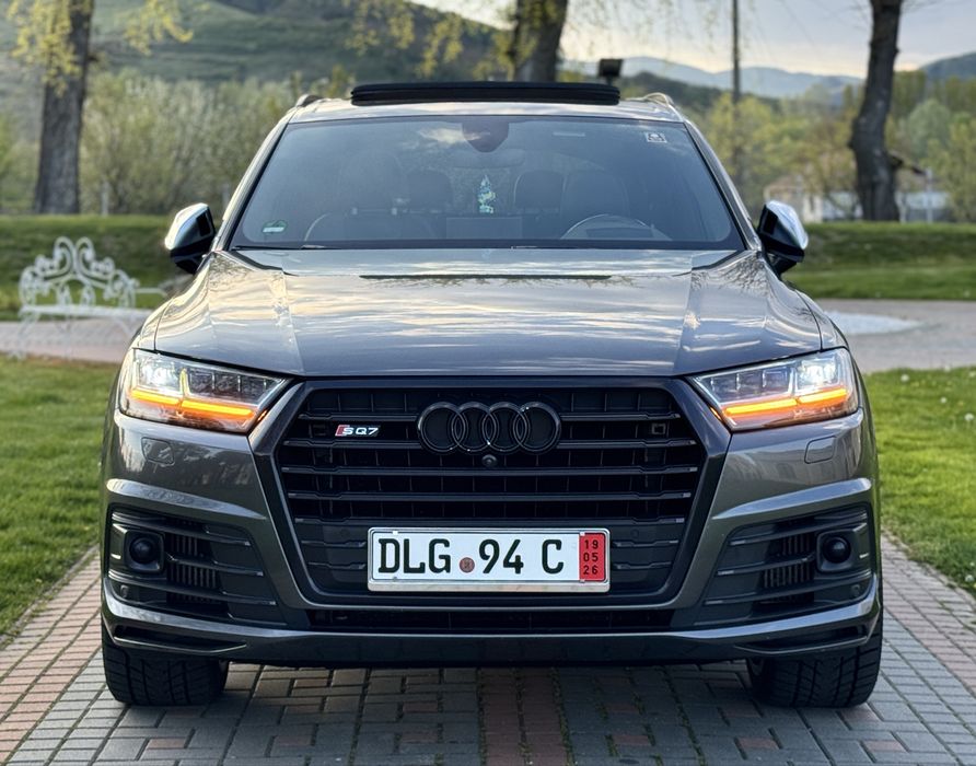 Audi SQ7 Quattro competition   2018  7 Locuri Full extrase