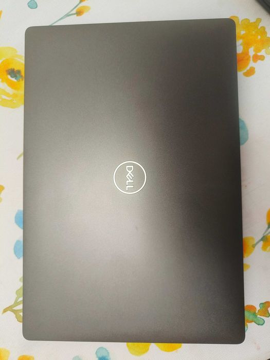 Laptop Dell Latitude 5300