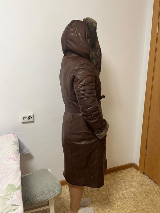 Продам кожанную дубленку