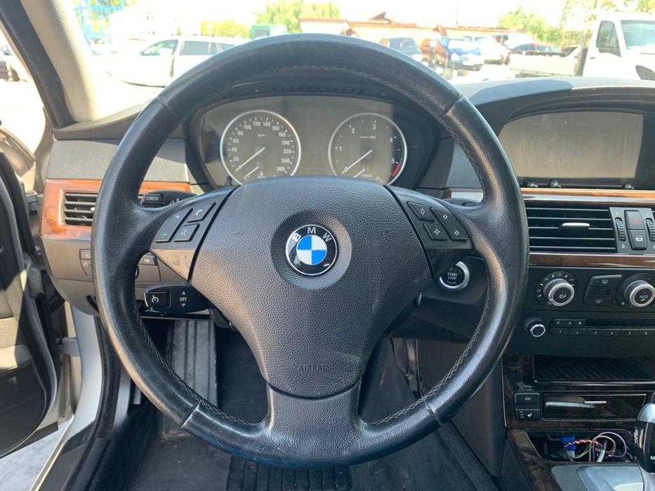 Dezmembrez bmw seria 5 e60 facelift 535D 530D/e60 facelift/far e60/