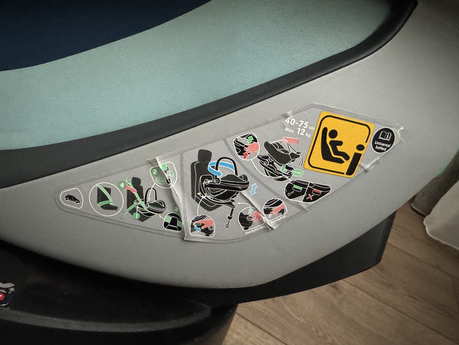 Scoica Maxi Cosi Coral 360 + baza Isofix