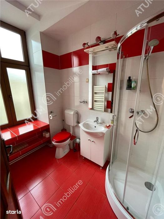 Apartament cu 2 camere decomandate zona ultracentrala din Sibiu