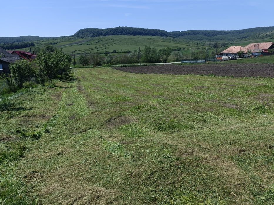 Teren de vanzare intravilan la doar 40 km de Cluj , Comuna Cornesti