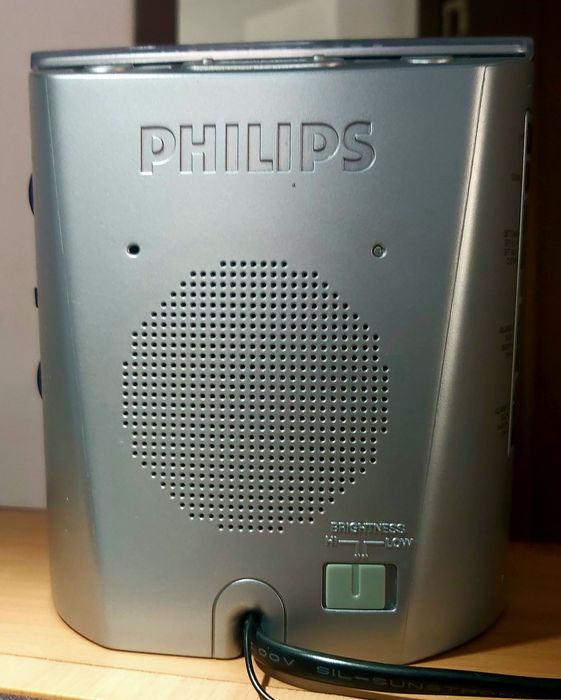 Radio Ceas Philips Mirror – Afișaj Mare, Design Elegant, Dual Alarm