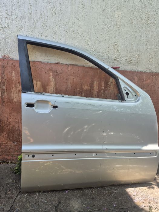 Mercedes Ml 163 двери передняя правая