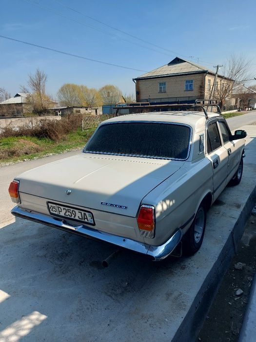 Volga 2410 sotiladi. 1989 yil