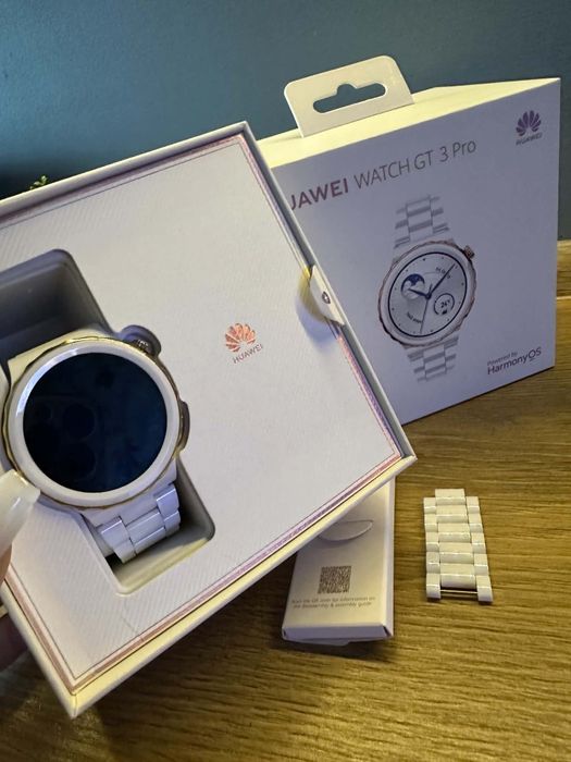 Huawei watch GT3 pro ceramic