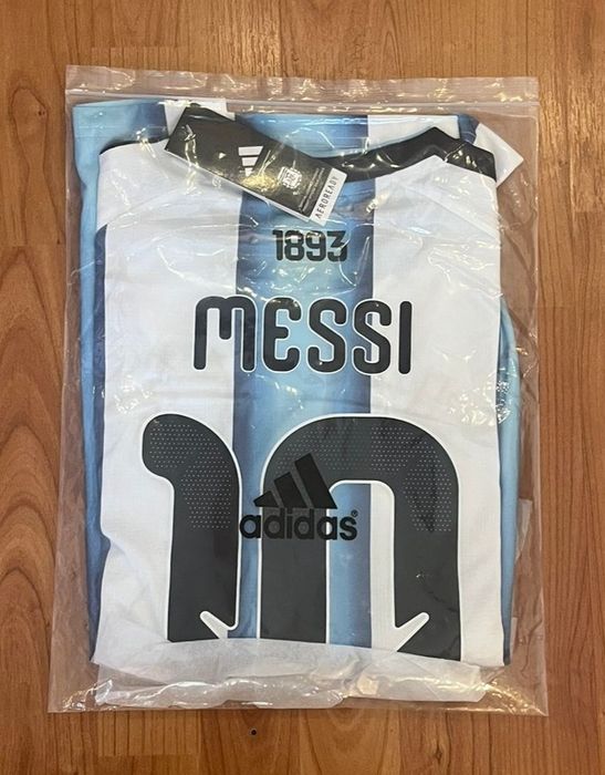 Messi World Cup jersey